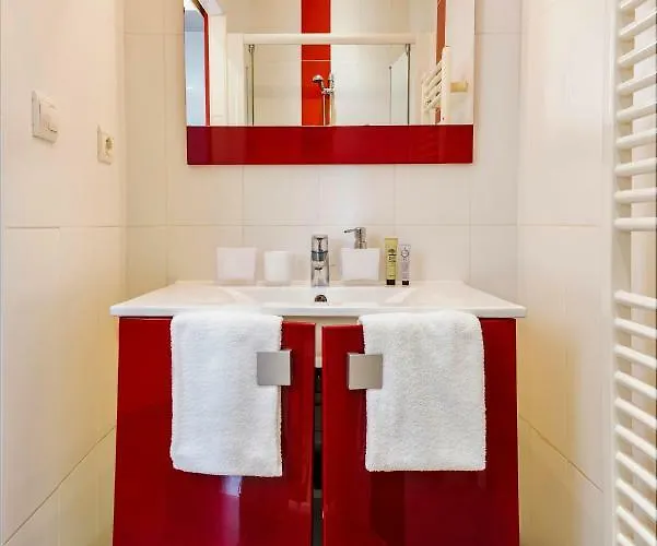 Aquitain - & Confort Gare St Jean Daire