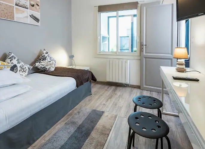 Aquitain - & Confort Gare St Jean Daire